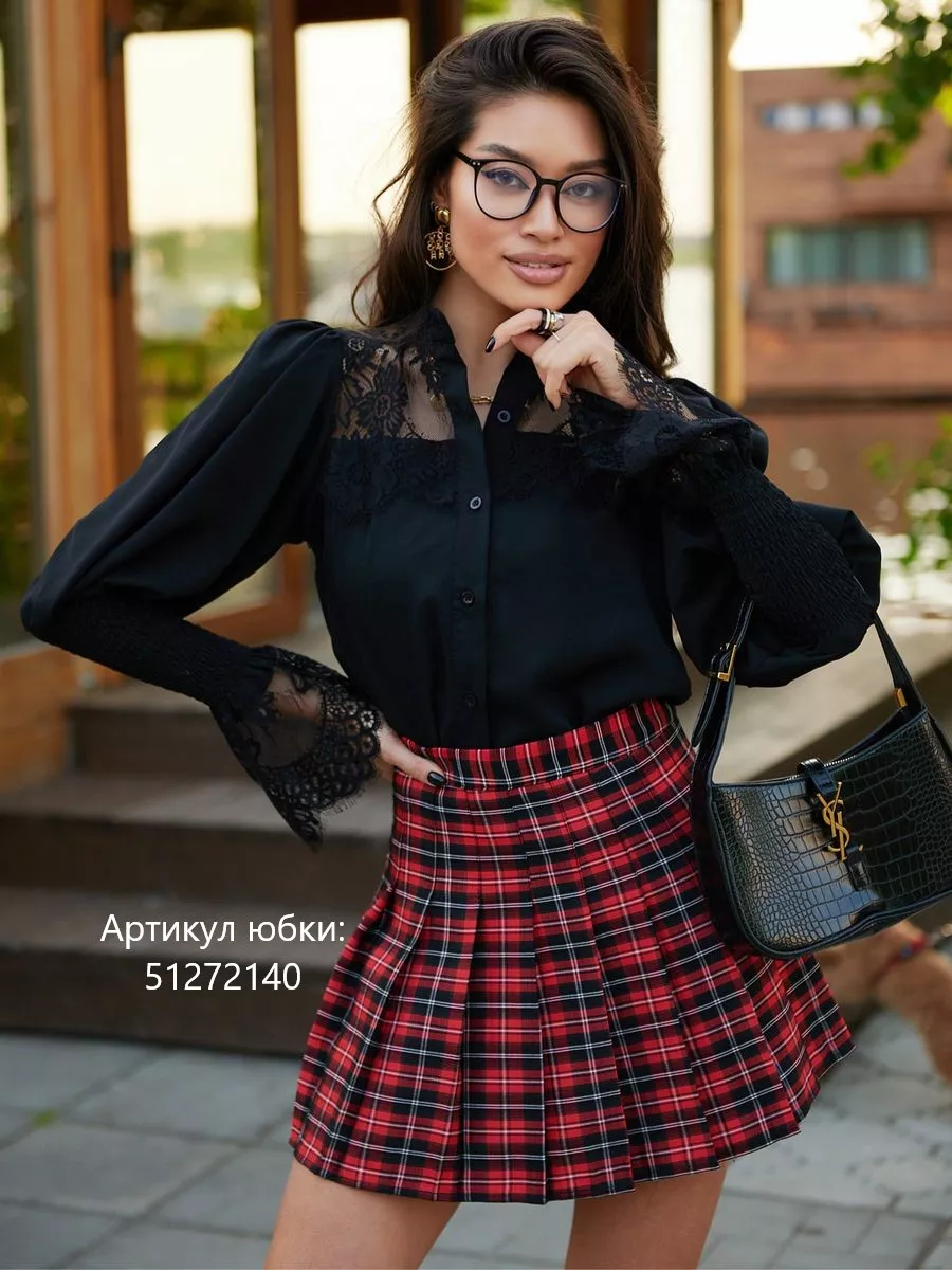 Блузка нарядная с кружевами