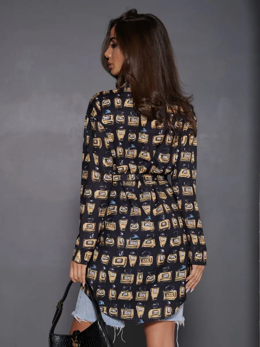 Желтая блузка с принтом и поясом удлиненная