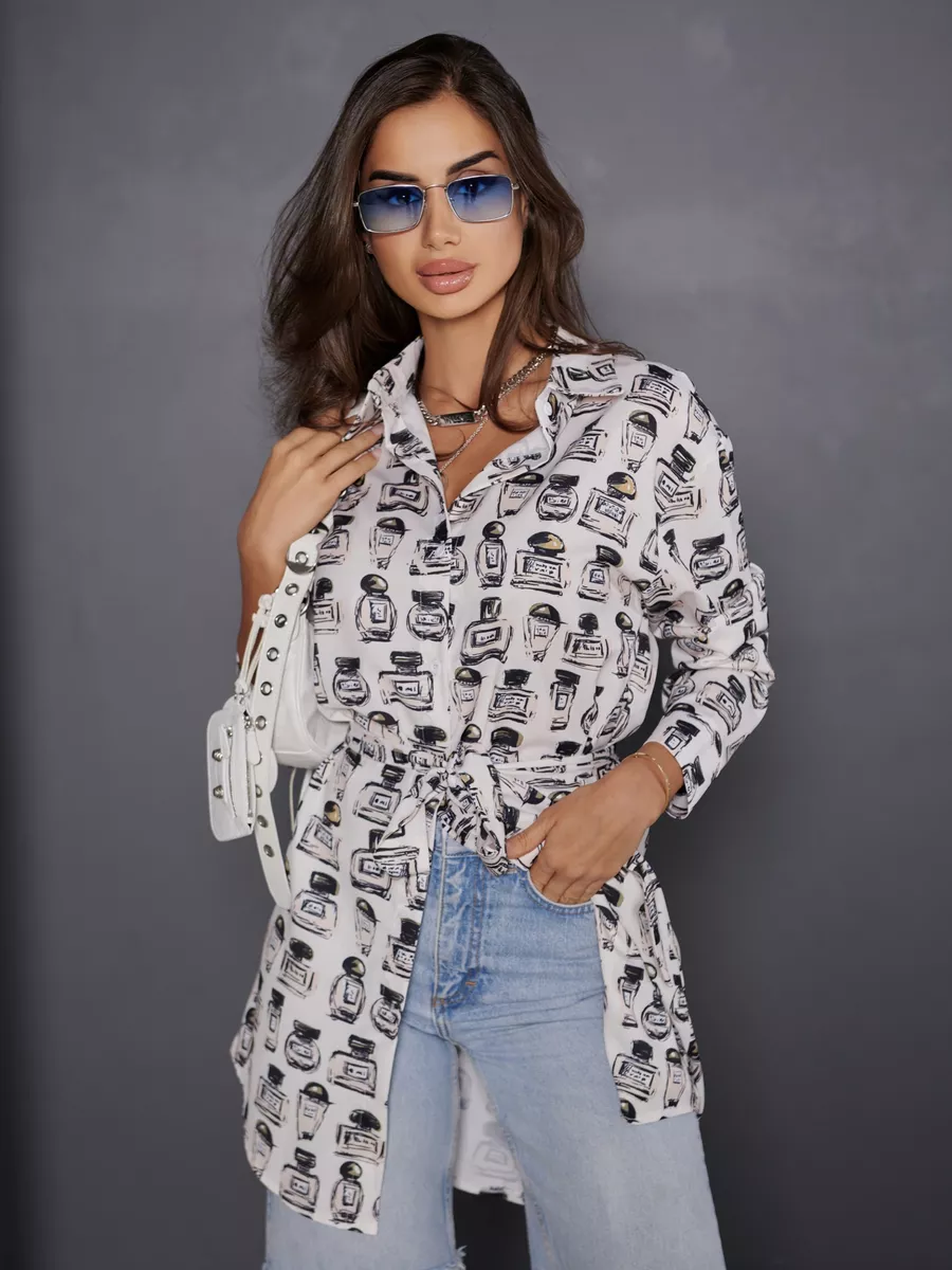 Блузка с принтом и поясом удлиненная