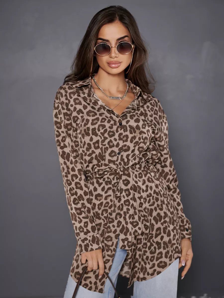 Блузка с принтом и поясом удлиненная