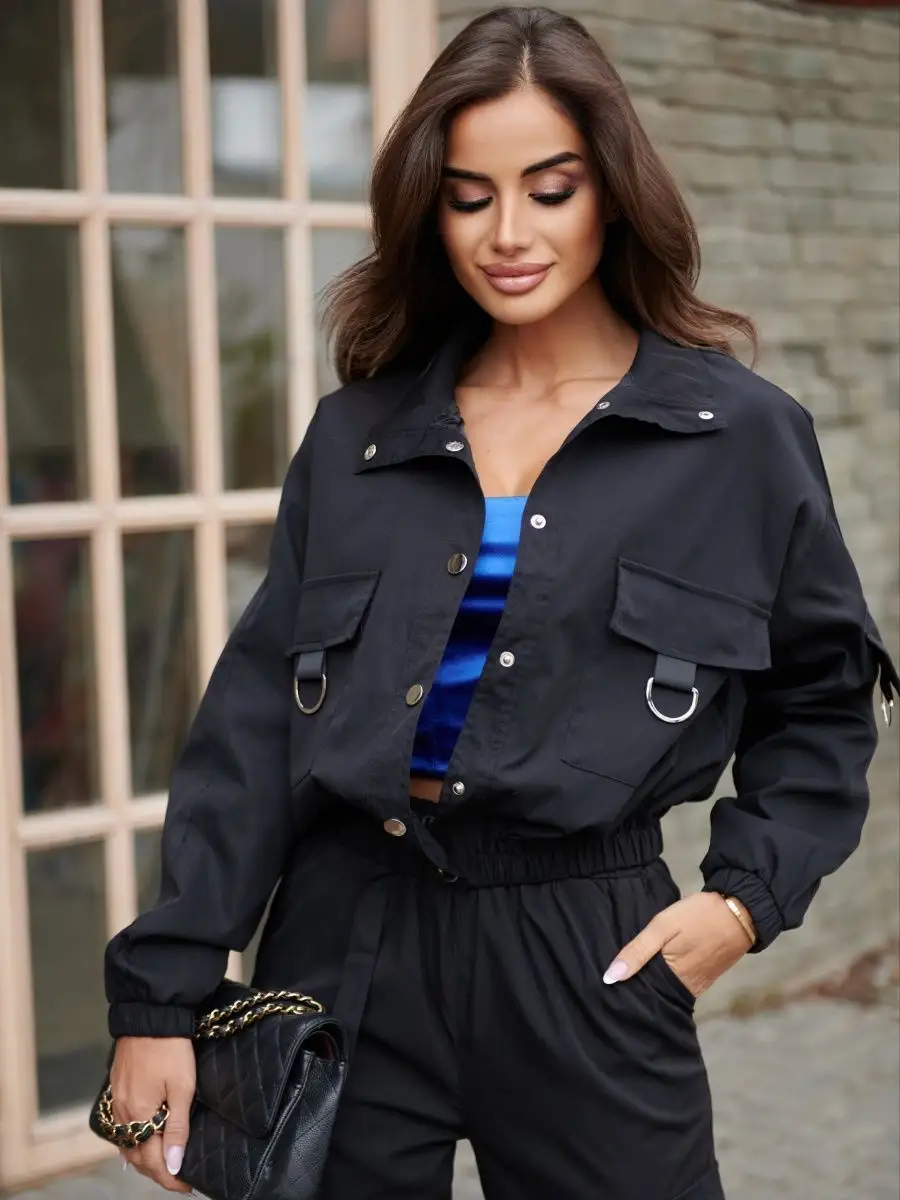 Черная куртка оверсайз укороченная