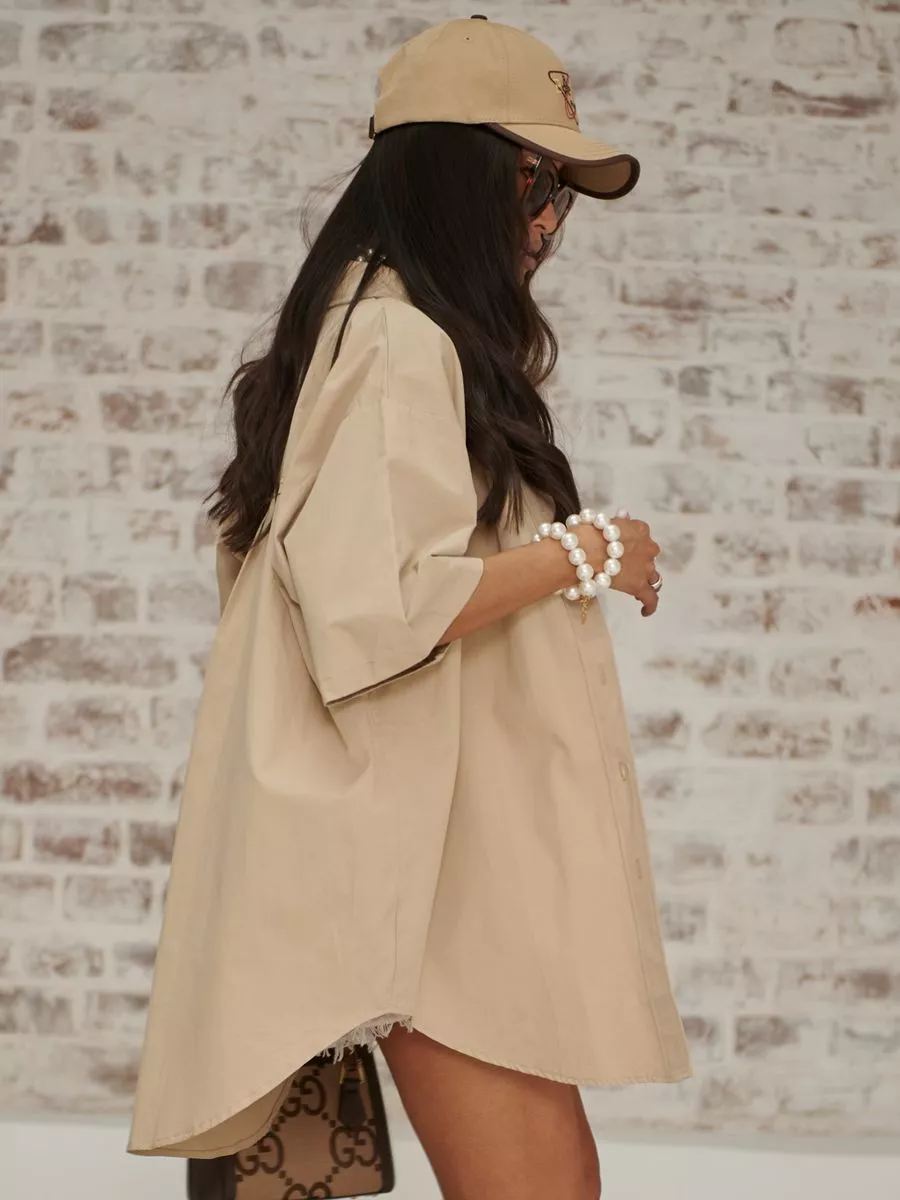 Молочная рубашка оверсайз удлиненная