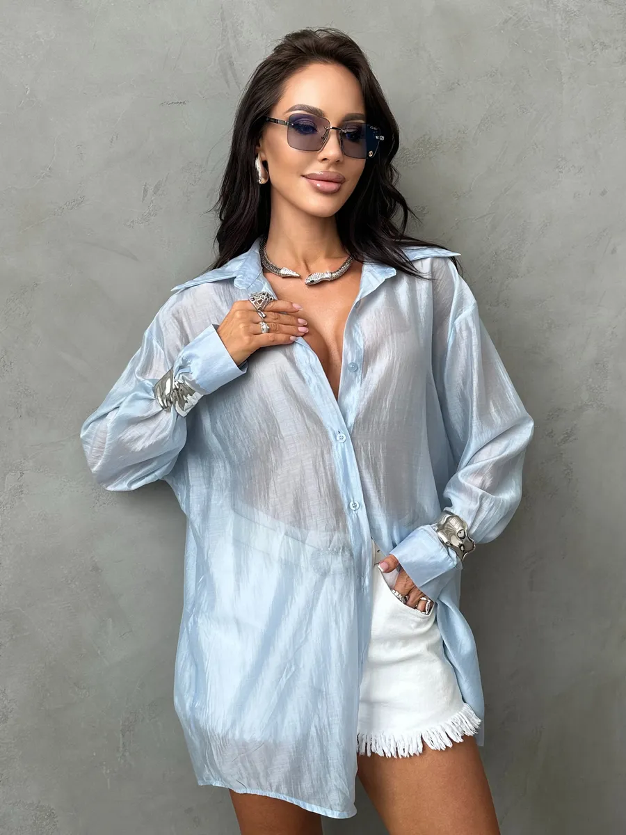 Голубая рубашка оверсайз удлиненная