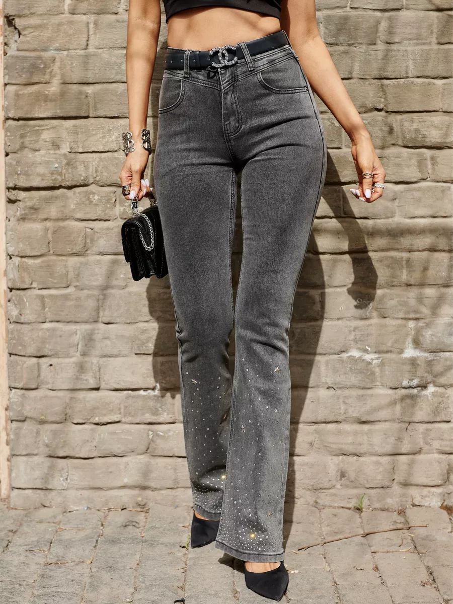 Джинсы клеш со стразами