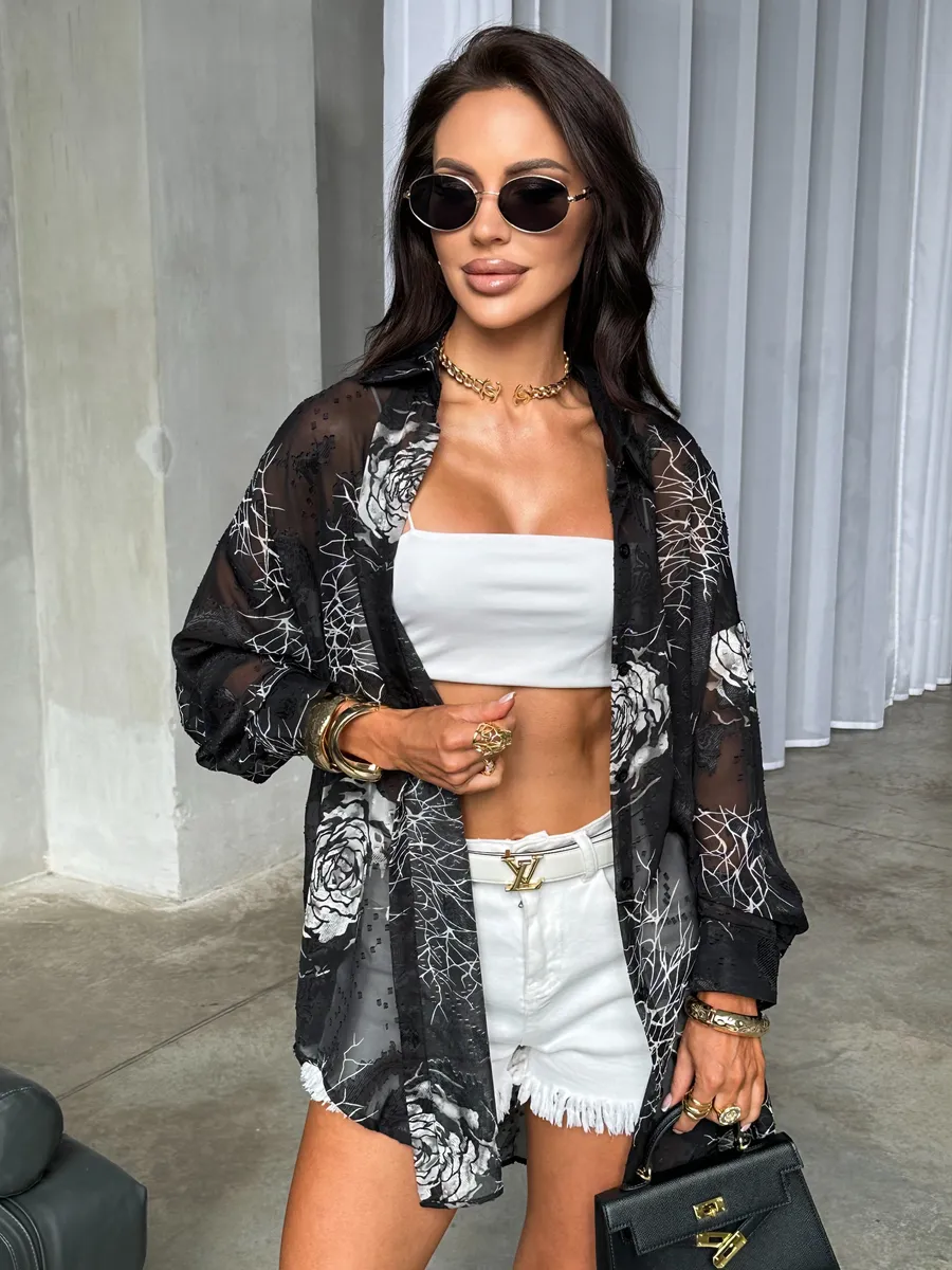 Серебристая рубашка оверсайз удлиненная с цветочным принтом