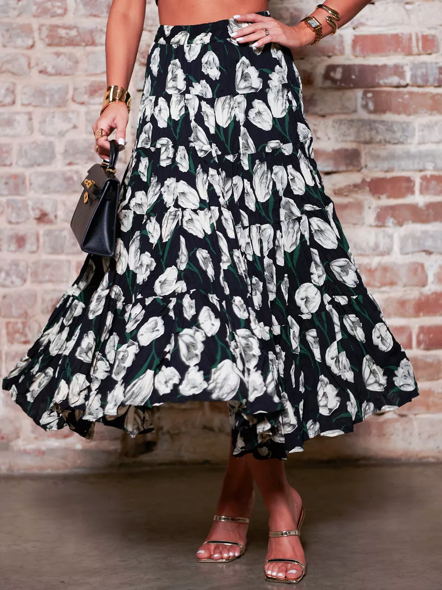 Черная юбка ярусная с цветочным принтом