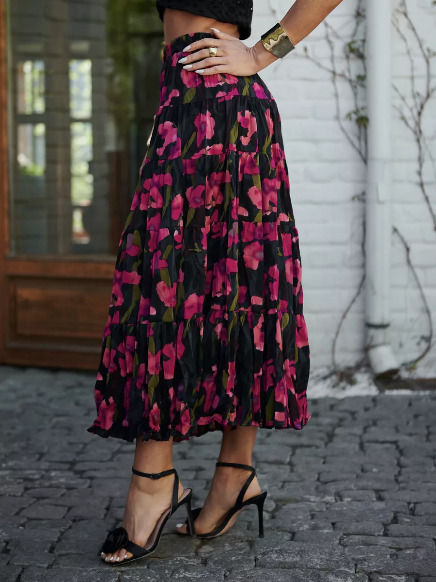 Розовая юбка ярусная с цветочным принтом