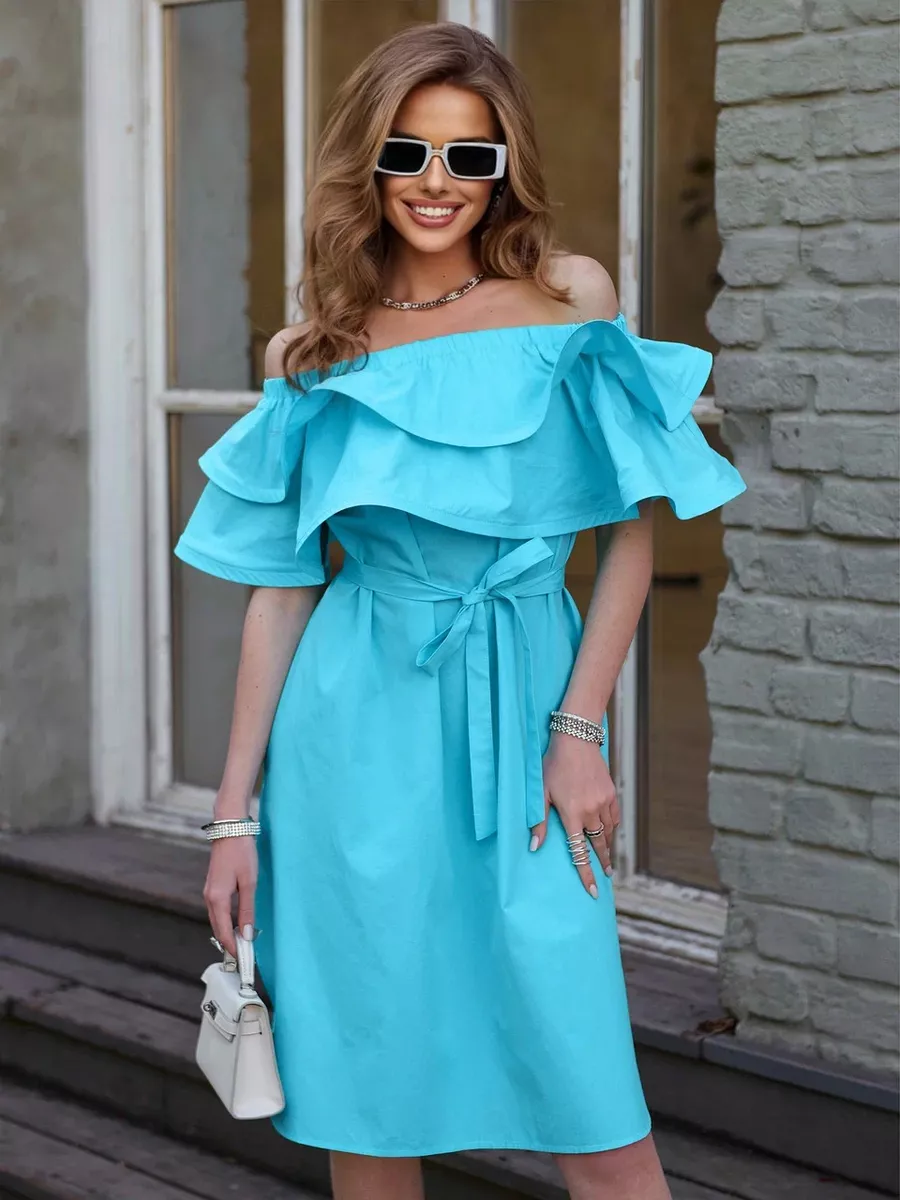 Голубое летнее платье сарафан с открытыми плечами