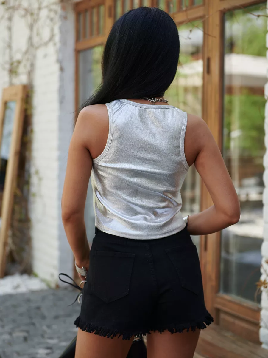 Серебристый топ кроп летний с металлическим напылением