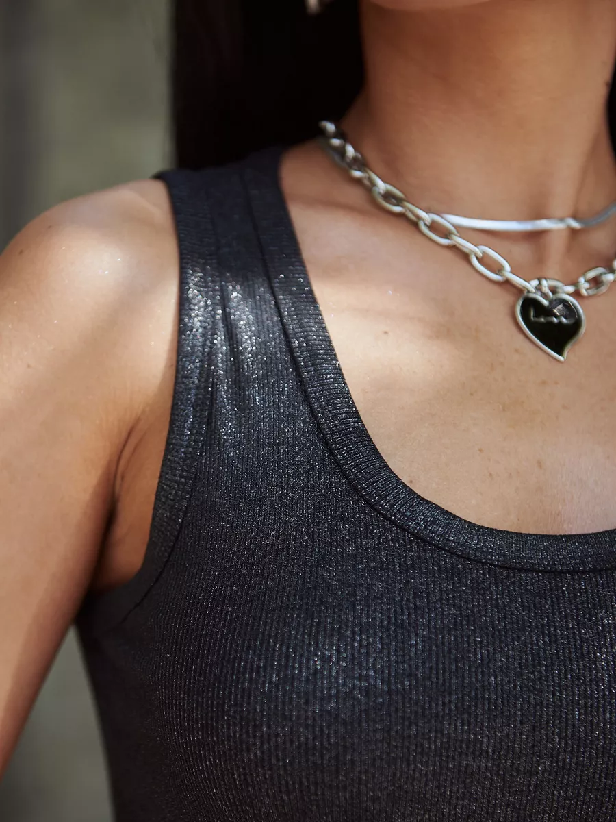 Черный топ летний с металлическим напылением