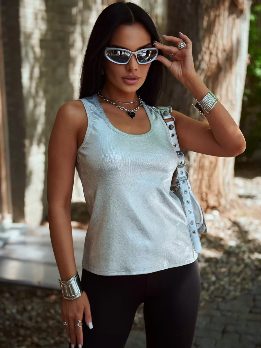 Серебристый топ летний с металлическим напылением