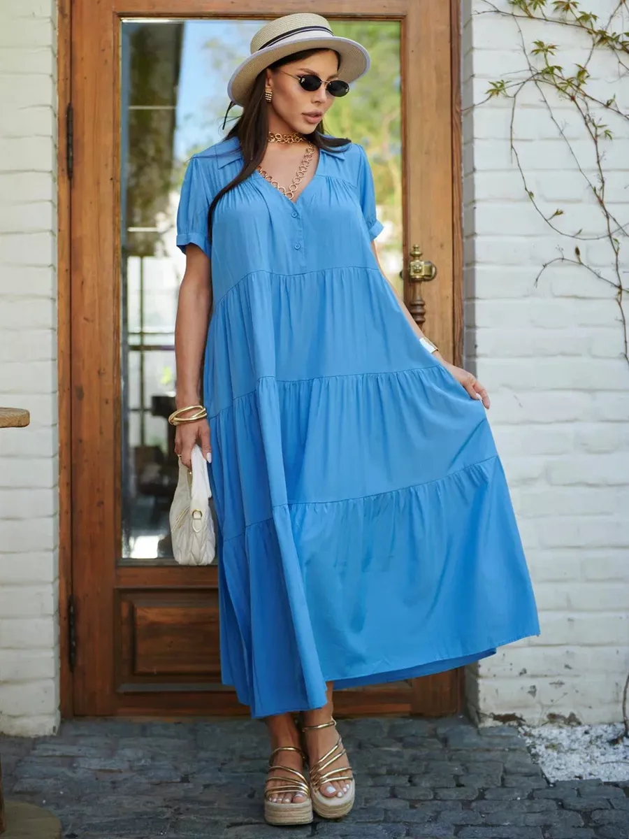 Голубое свободное ярусное платье в стиле бохо