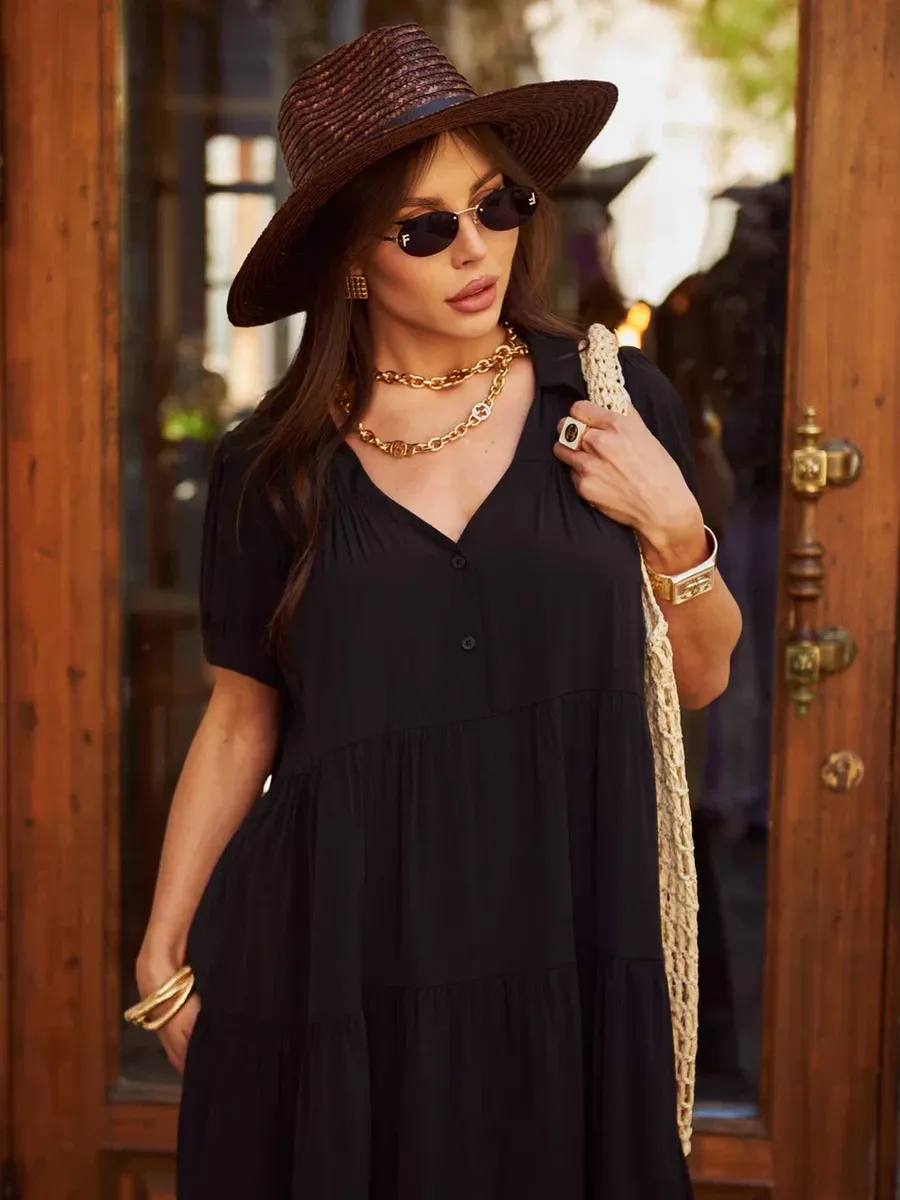 Черное свободное ярусное платье в стиле бохо