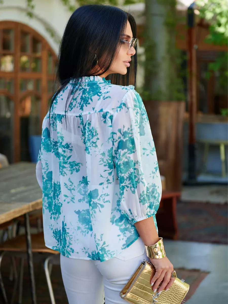 Зеленая блузка шифоновая с рюшами на завязках