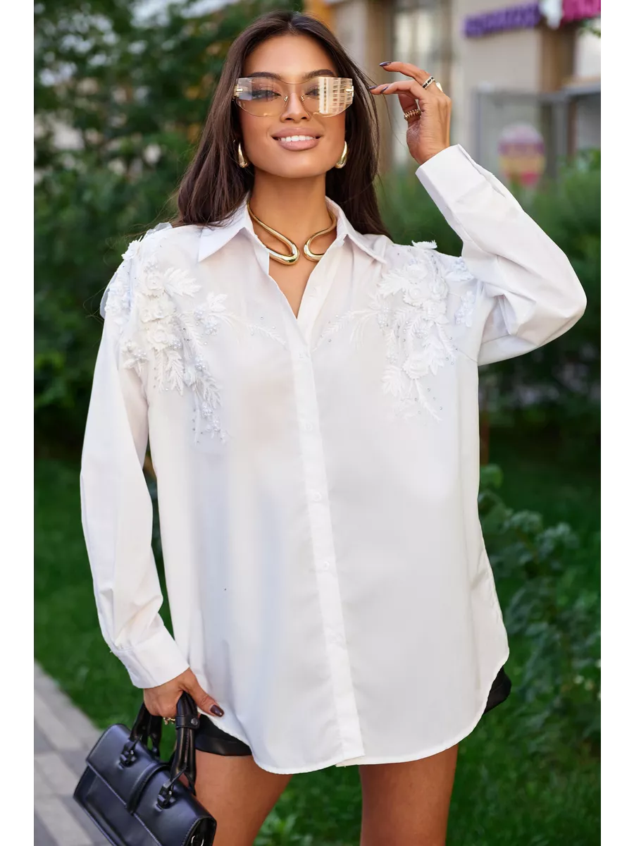 Белая блузка школьная нарядная с цветами