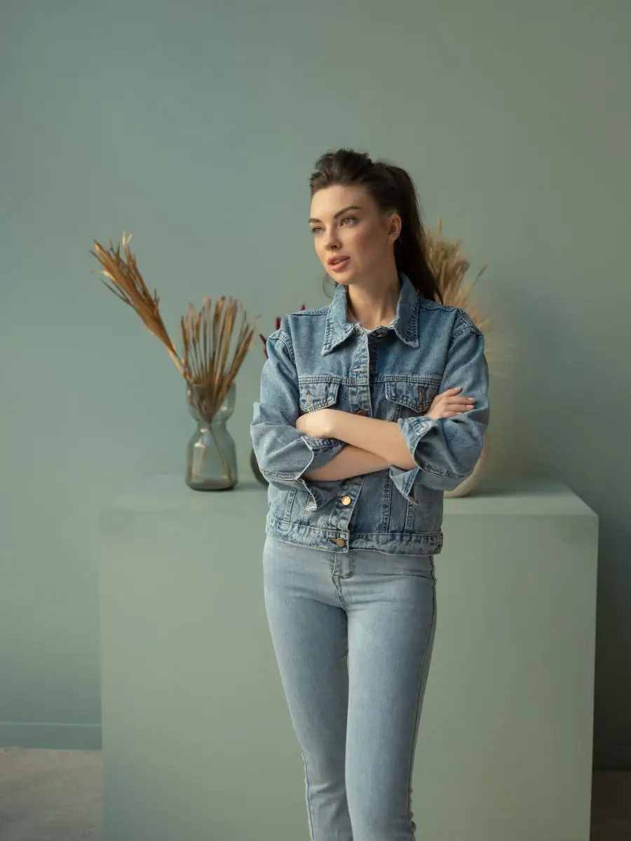 Джинсовая куртка женская демисезонная