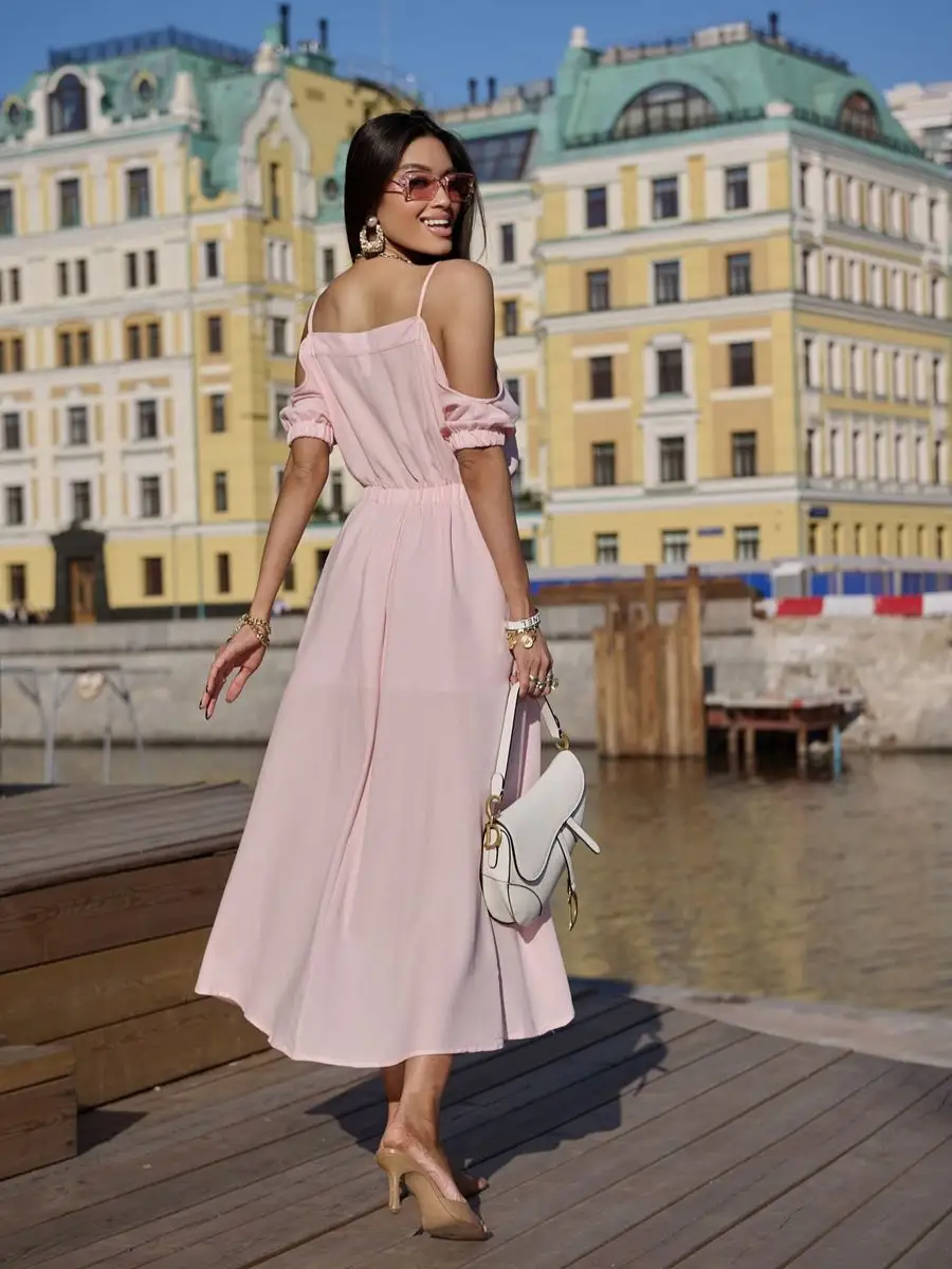 Розовое платье летнее нарядное