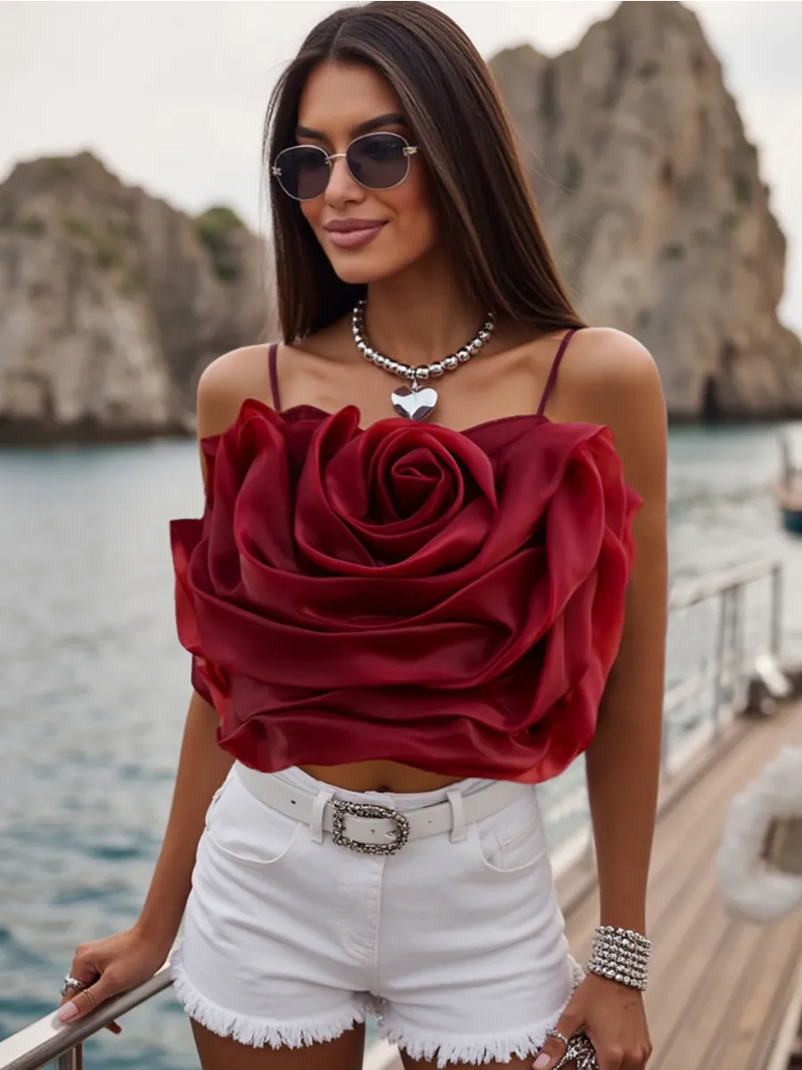 Бордовый топ летний вечерний на бретелях с драпировкой