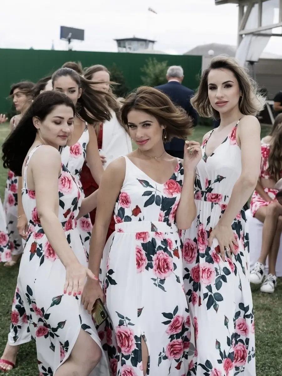 Розовое платье вечернее нарядное