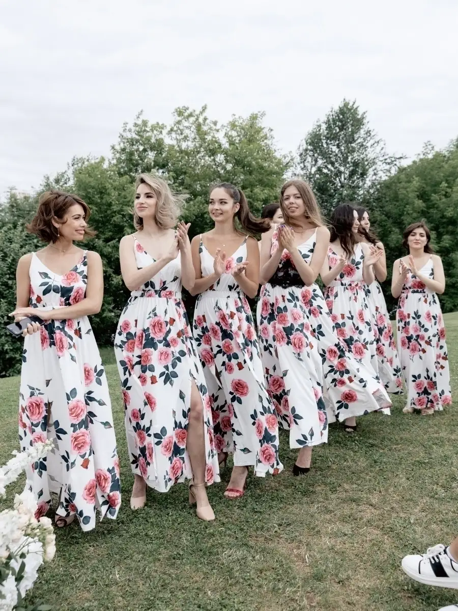 Розовое платье вечернее нарядное