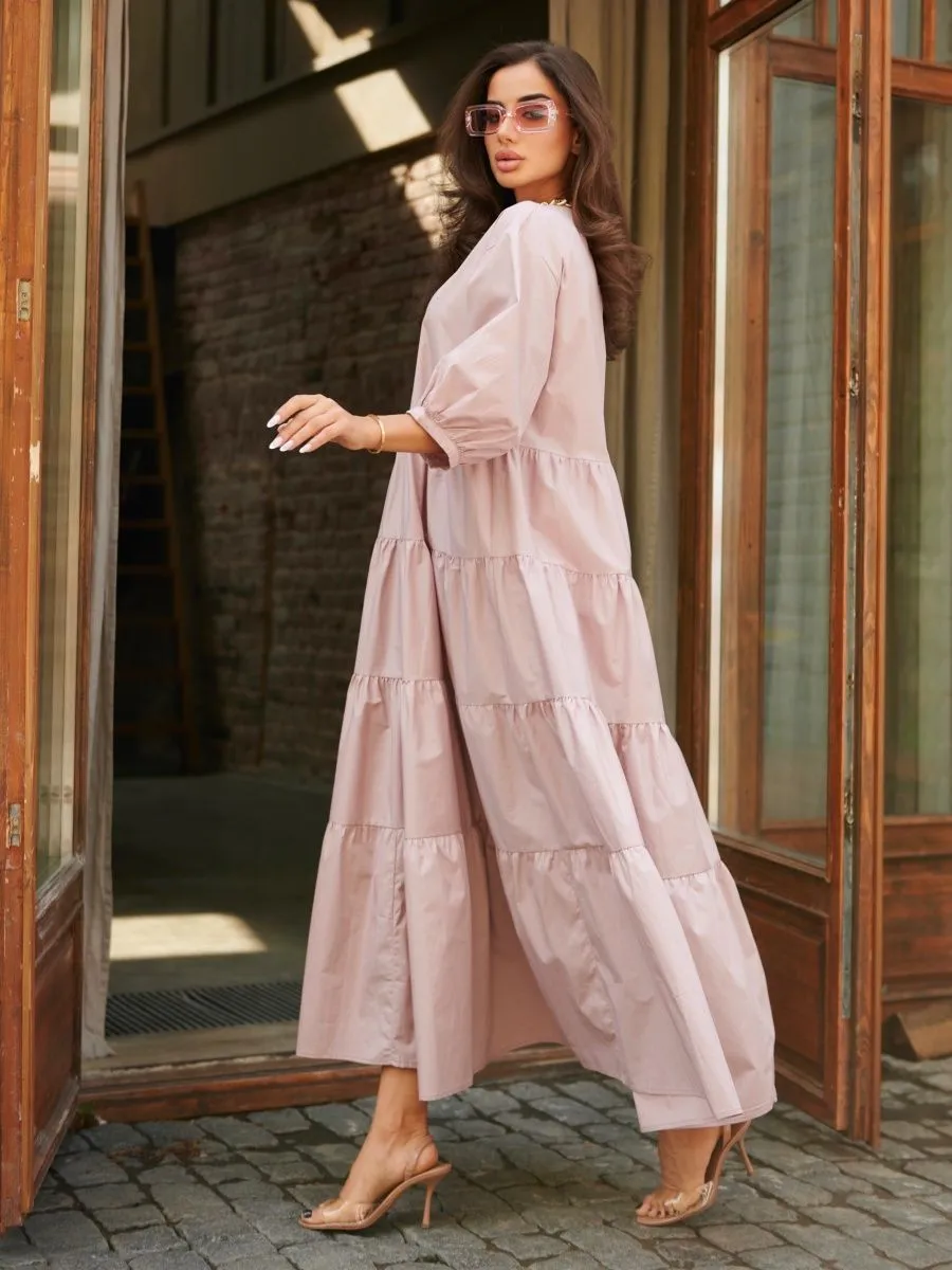 Пудровое платье длинное больших размеров