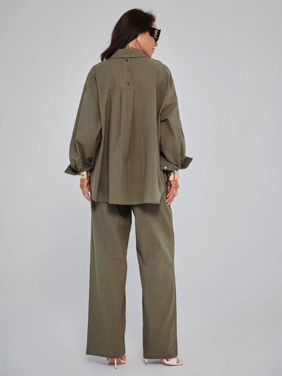 Светло-коричневый костюм брючный летний