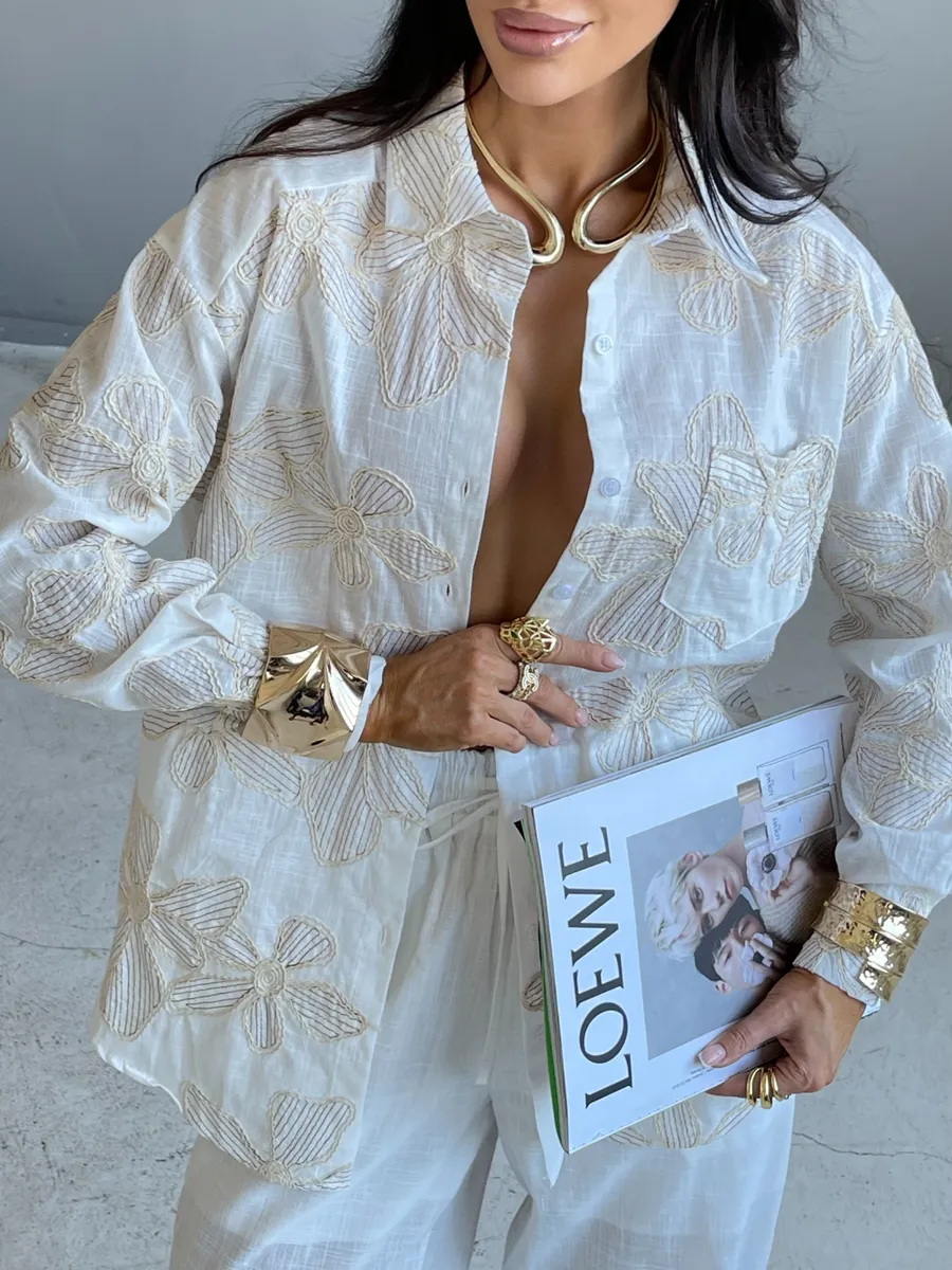 Айвори костюм женский брючный