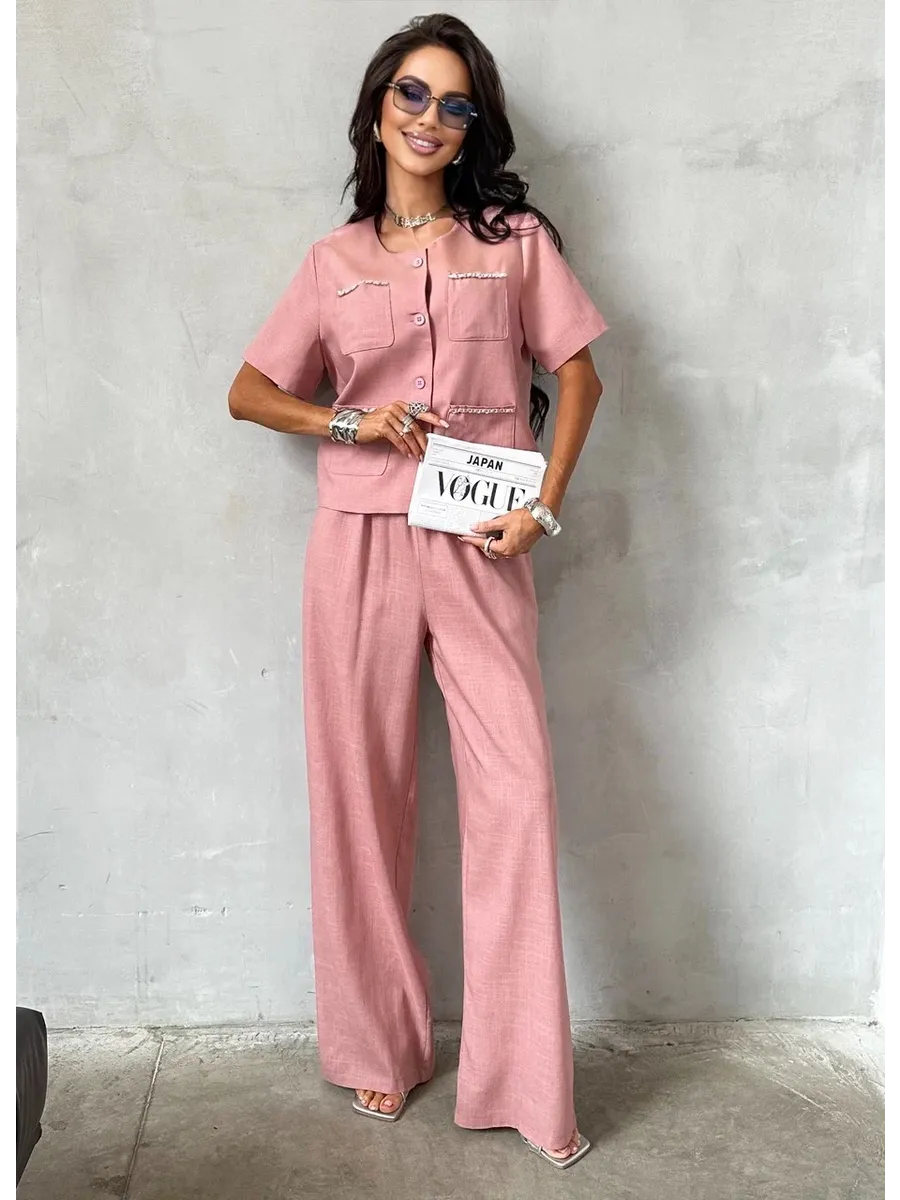 Костюм женский брючный