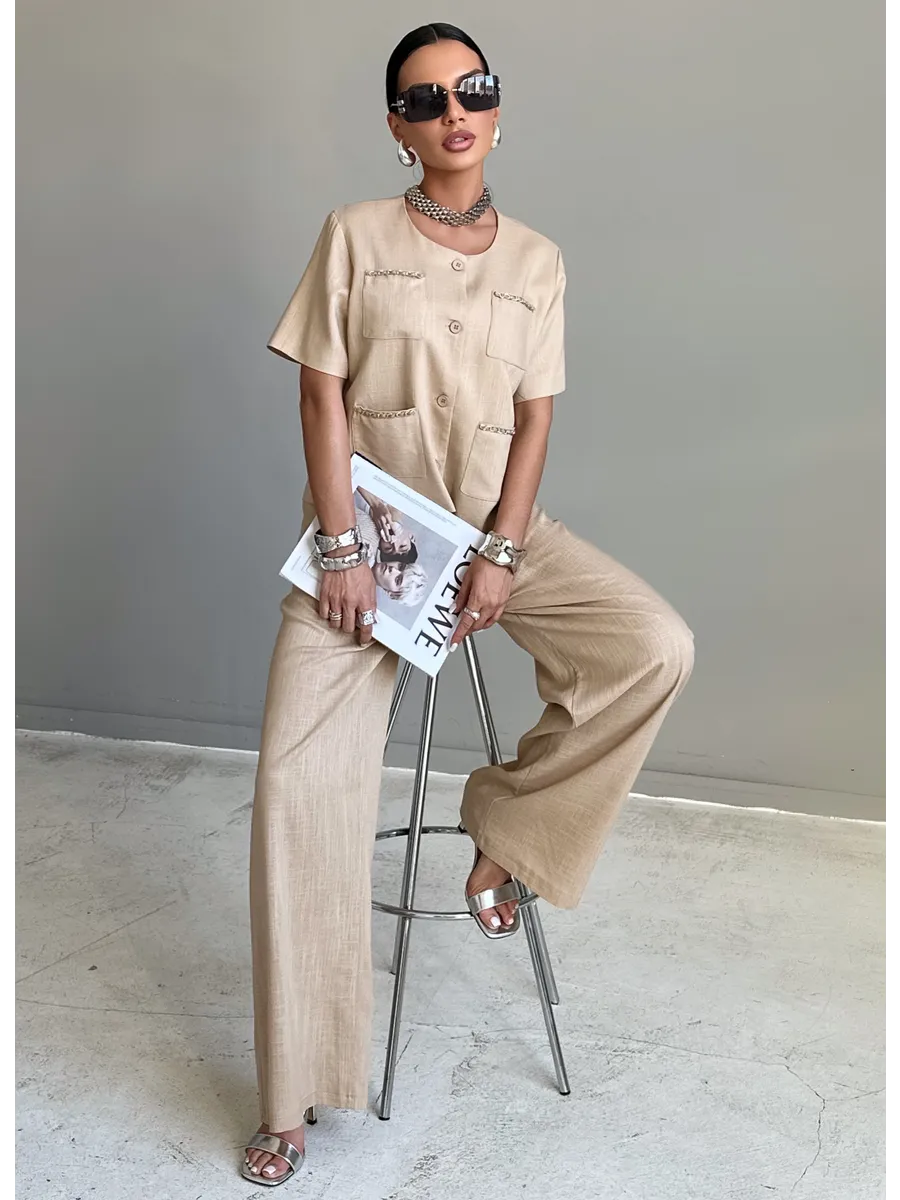 Бежевый костюм женский брючный