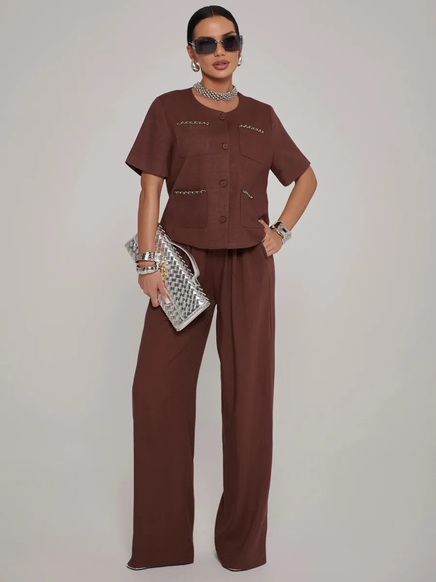 Коричневый костюм женский брючный