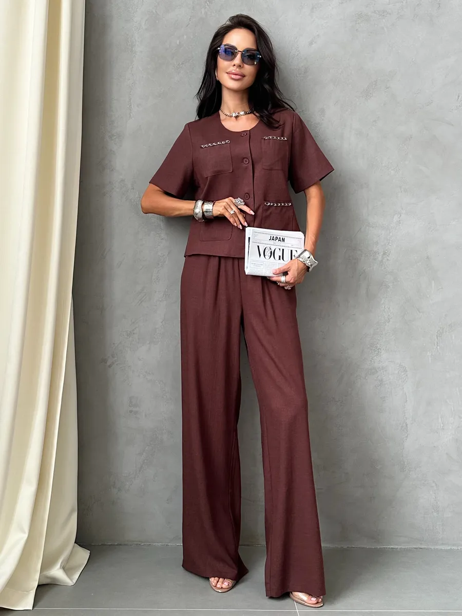 Костюм женский брючный