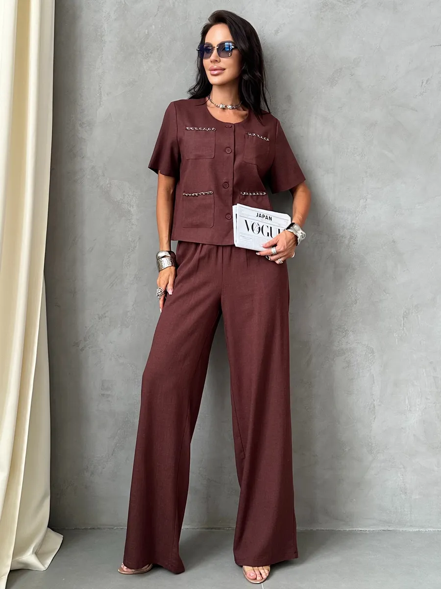 Костюм женский брючный