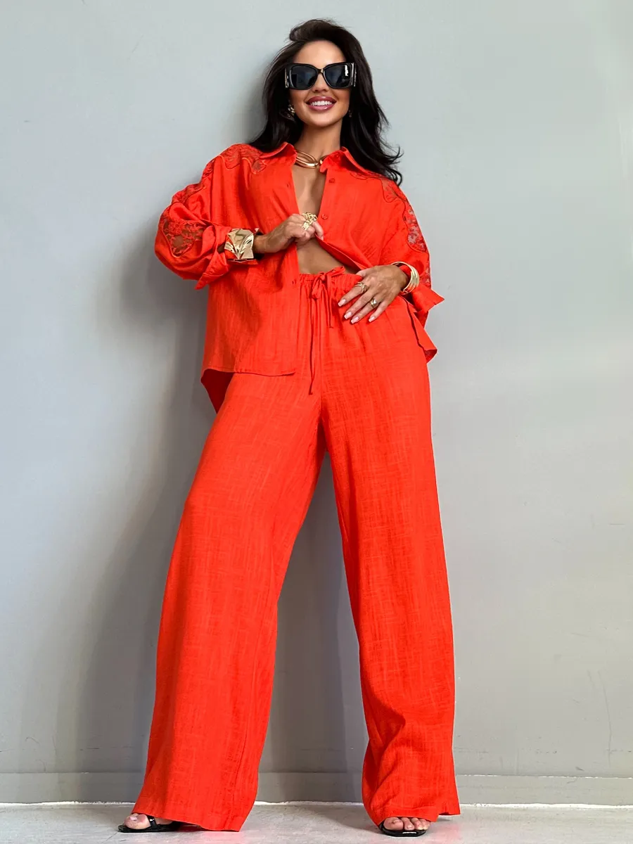 Костюм женский брючный