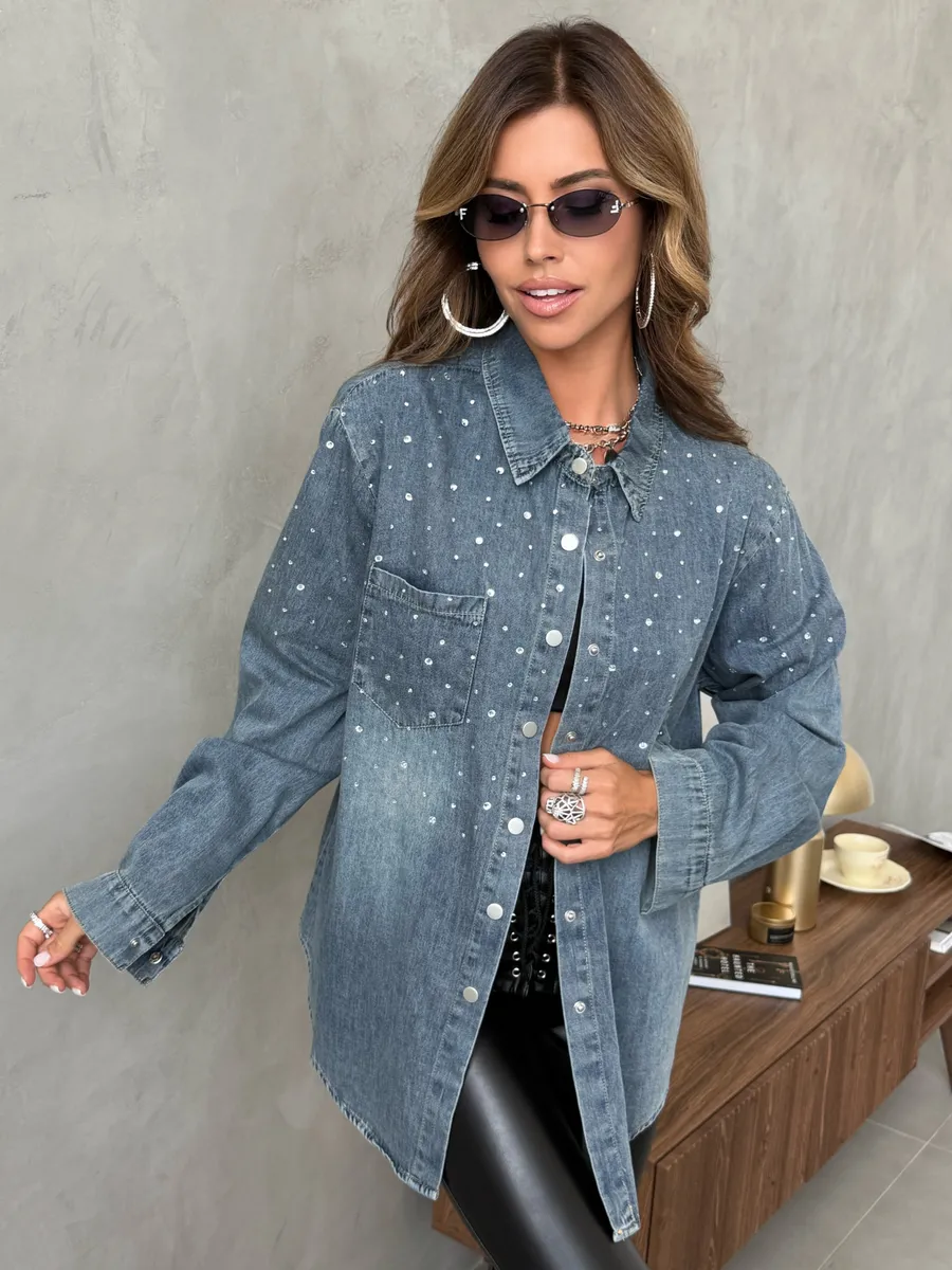 Синяя рубашка нарядная джинсовая