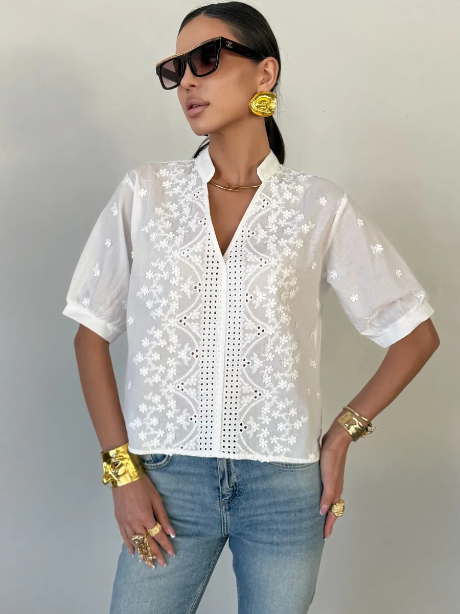 Белая блузка нарядная летняя