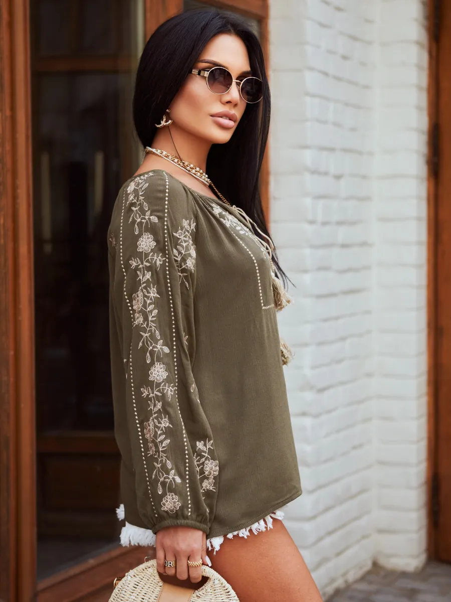 Хаки блузка нарядная летняя