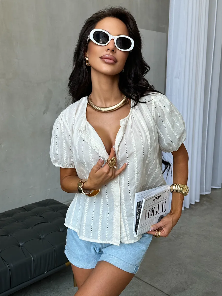 Молочная блузка летняя нарядная