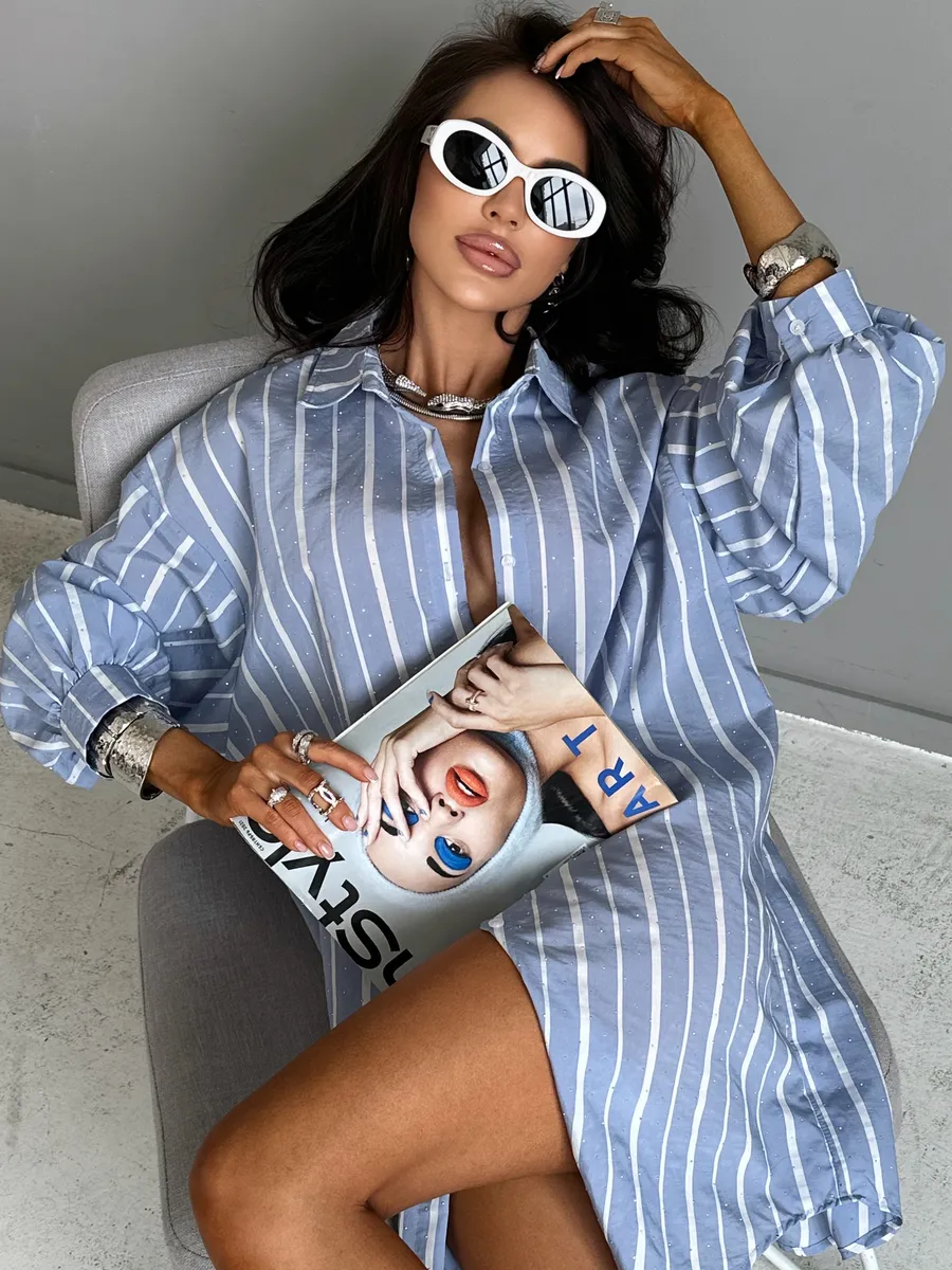 Синяя рубашка нарядная оверсайз