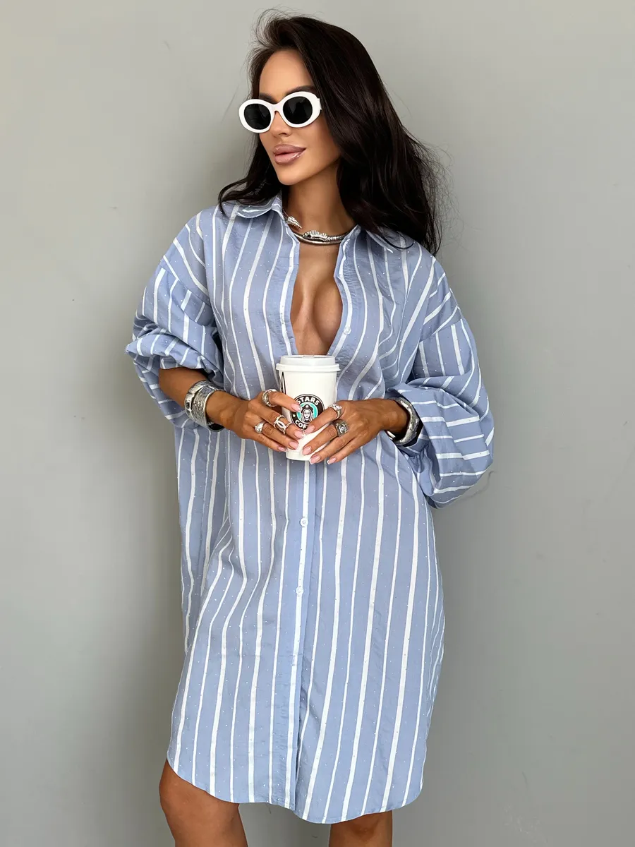 Синяя рубашка нарядная оверсайз