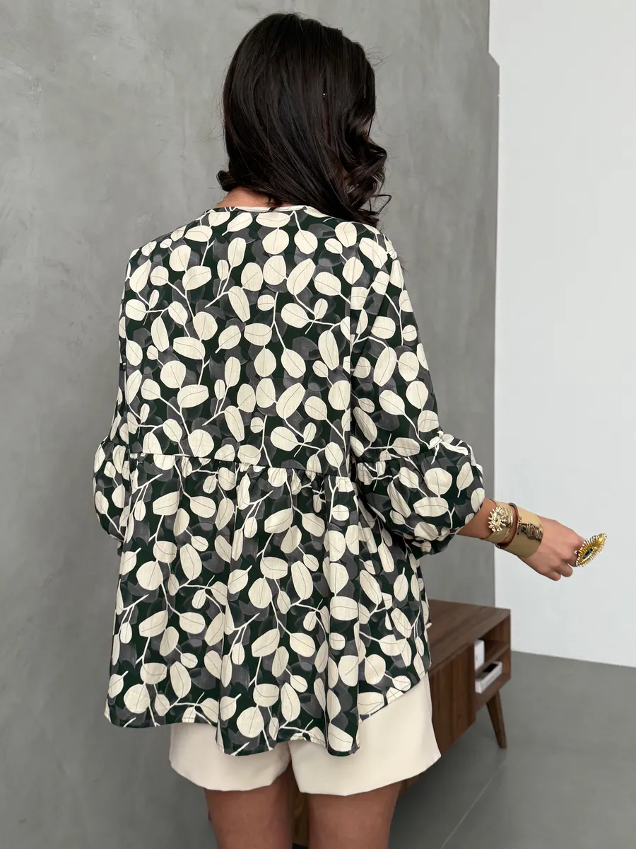 Бежевая блузка нарядная летняя