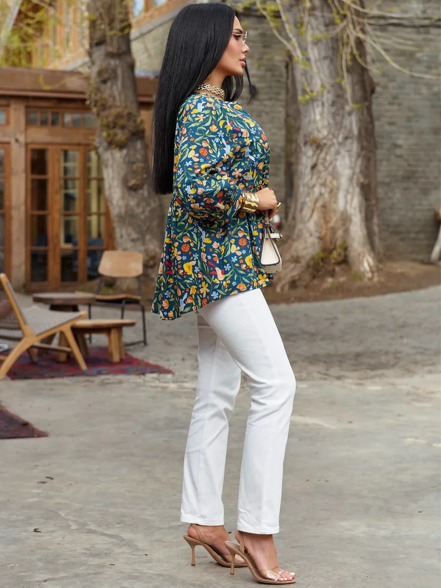 Синяя блузка нарядная летняя