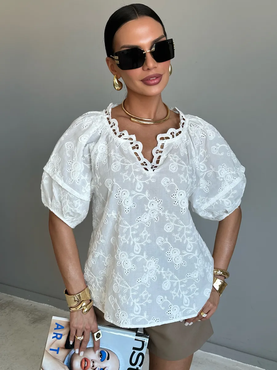 Белая блузка нарядная летняя