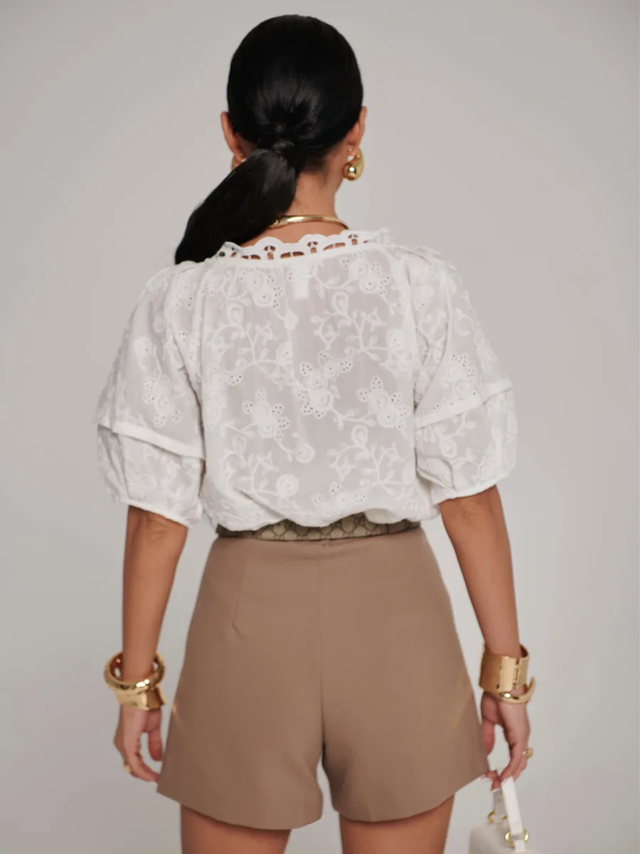 Белая блузка нарядная летняя