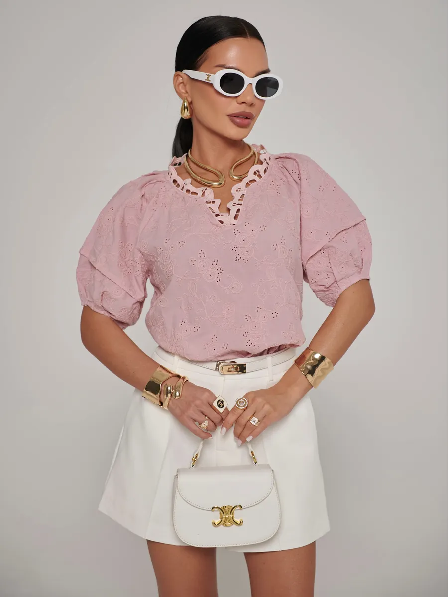 Розовая блузка нарядная летняя