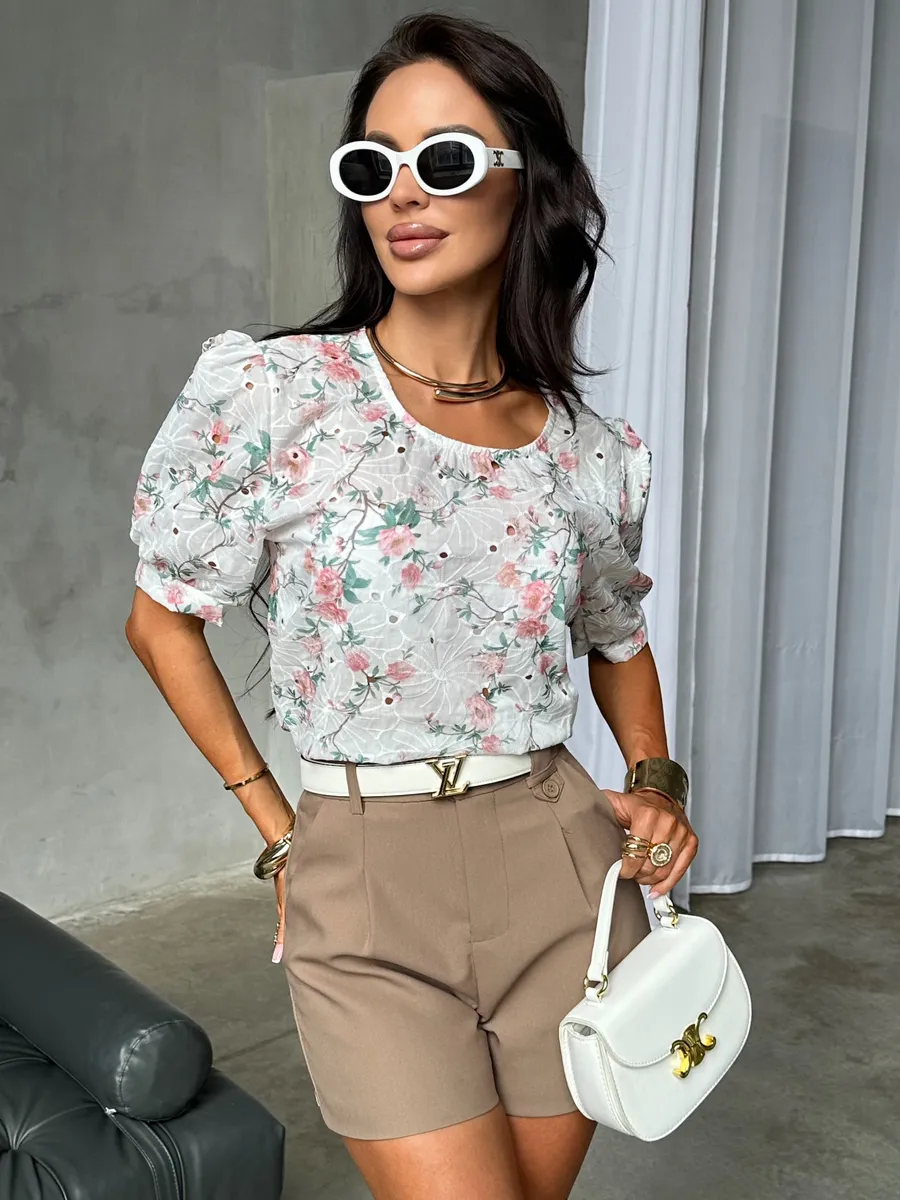 Блузка нарядная летняя