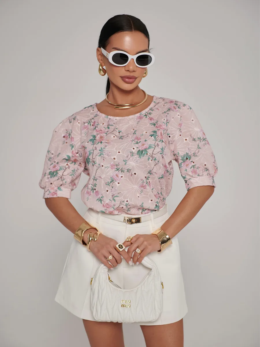 Розовая блузка нарядная летняя