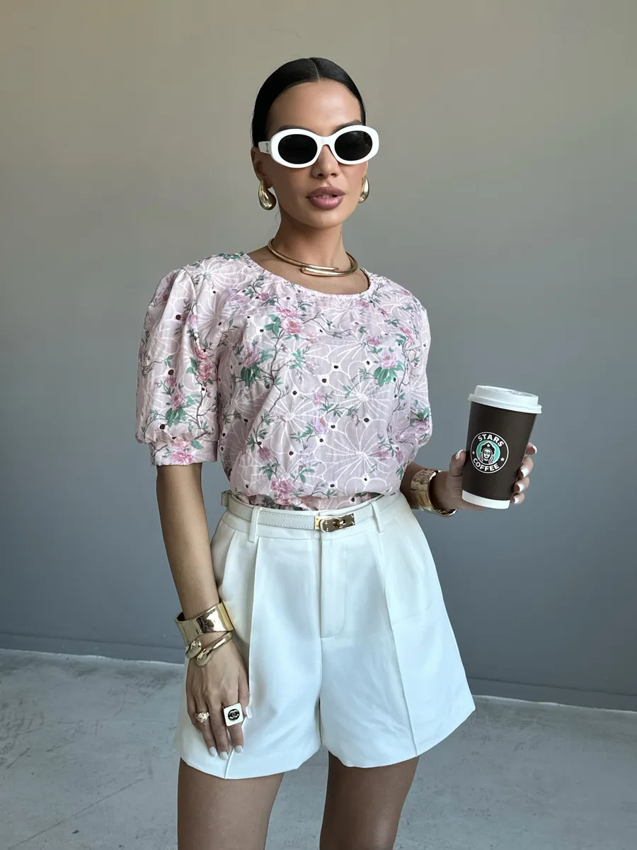 Розовая блузка нарядная летняя