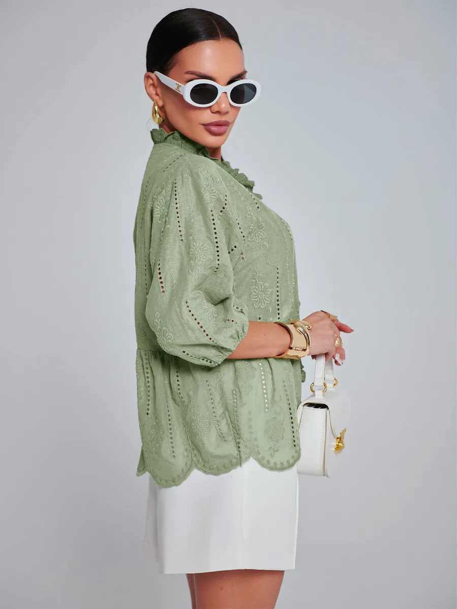 Оливковая блузка нарядная летняя