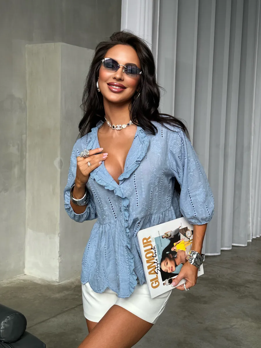 Голубая блузка нарядная летняя