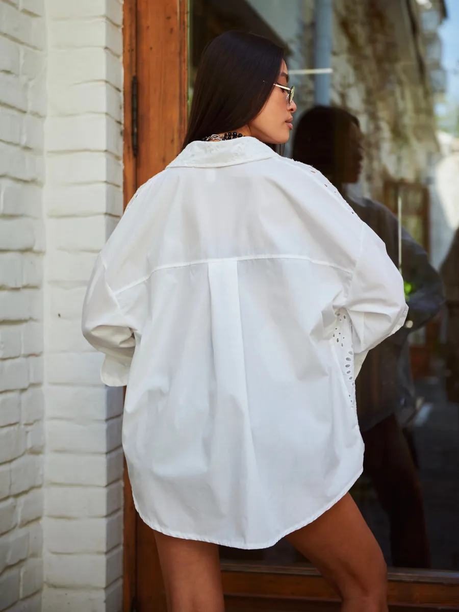 Белая рубашка нарядная оверсайз